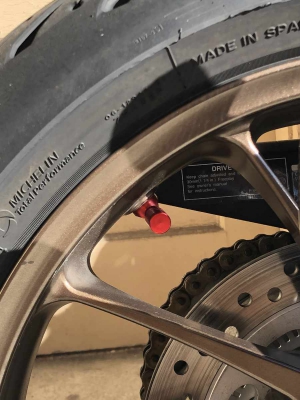 Right angled valve stem