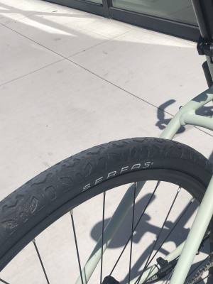 Serfas Drifter Tire with FPS
