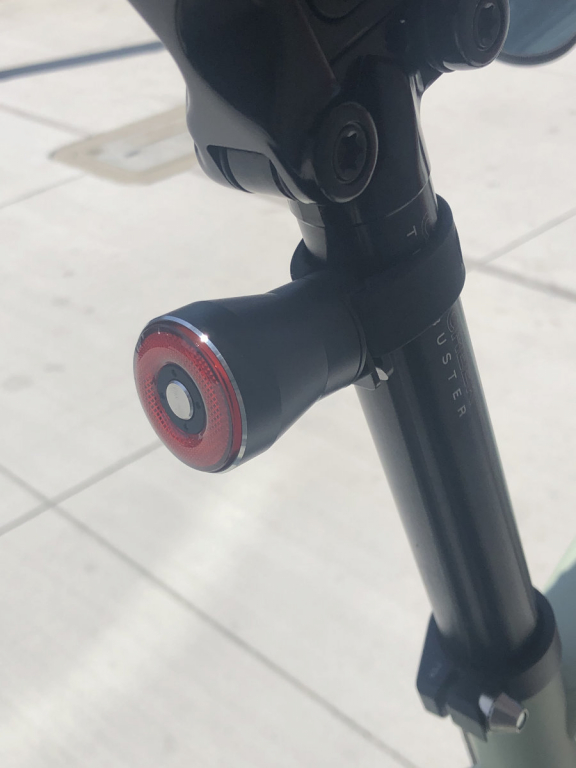 G Keni Smart Bike Tail Light